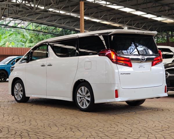 2022 Toyota ALPHARD 2.5 S 7 SEATERS SUNROOF 5A - 2