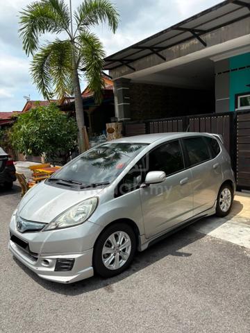 2014 Honda JAZZ 1.3 HYBRID FACELIFT (A) - 4