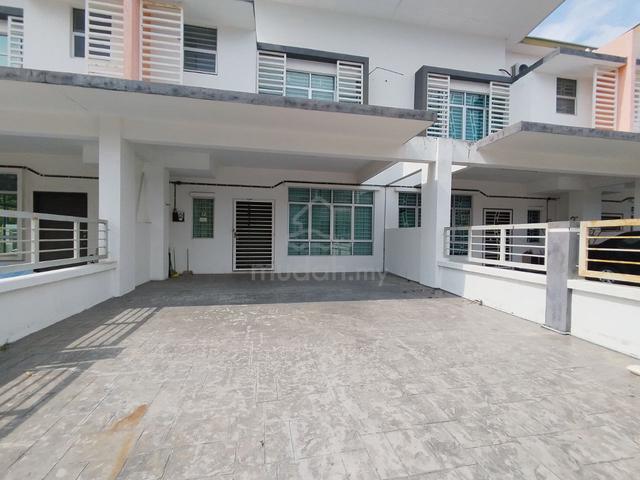 CHERRY HILLPARK Teres 2 tingkat Puncak Alam GATED & GUARDED 1