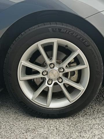 Hyundai ELANTRA 1.6 (A) yr made 2015 TEACHER OWNER - 2