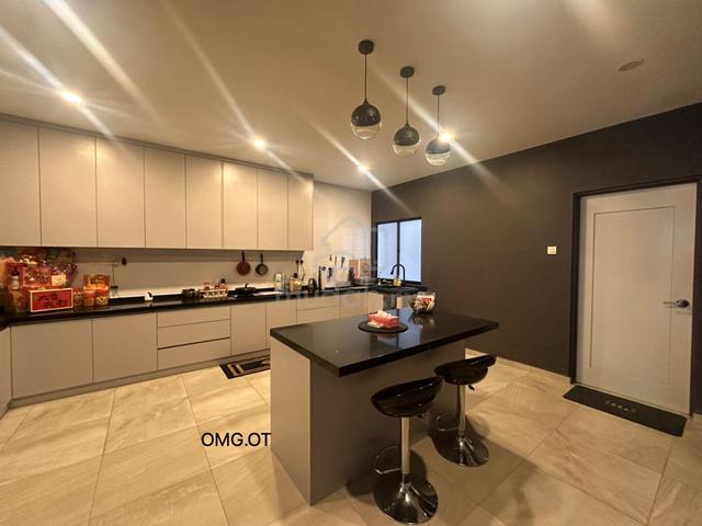 Fully Renovated Glenmarie Cove Port Klang Semi D 1