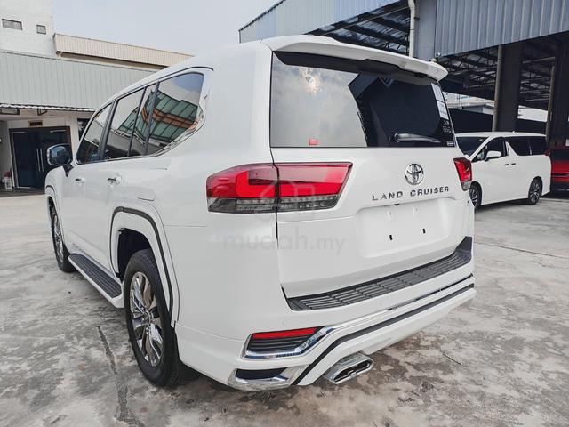2024 Toyota LANDCRUISER 3.4 ZX FJA300W (A) - 4