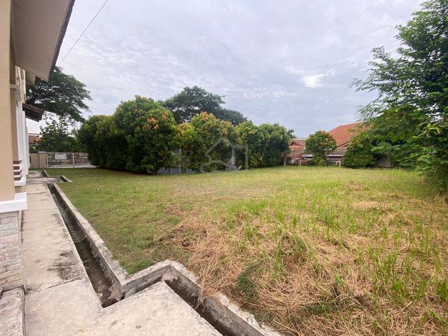 Double Storey Semi D Desa Pinggiran Putra Huge Land Near Putrajaya 3