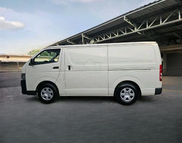 New Toyota HIACE 3.0 PANEL VAN KDH201 (M) - 5