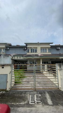 Double storey terrace nearby airport 1