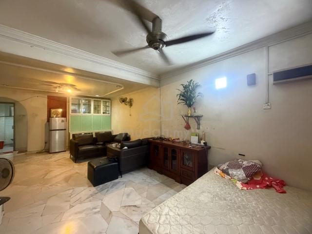 Freehold 2 Storey Terrace, Bandar Damai Perdana 1