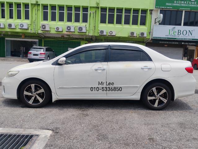 Toyota Altis 1.8 (G) FACELIFT Dual VVTI 2010 - 4