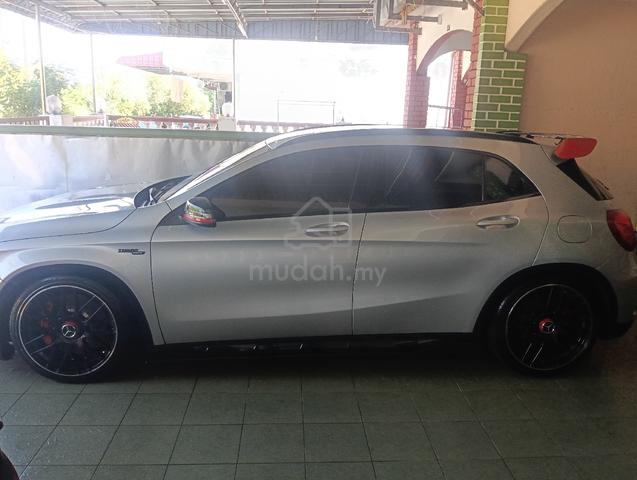2015 Mercedes Benz GLA250 4MATIC (CBU) 2.0 (A) - 4