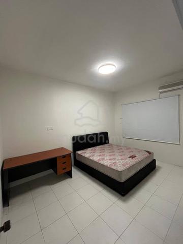 Taman Boulevard Double Storey Semi-D For Rent 5