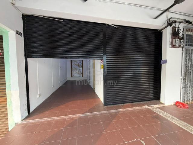 Skudai Taman Universiti Shop Ground Floor 1