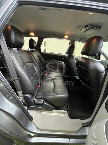 2010 Mitsubishi GRANDIS 2.4 FACELIFT (A) - 5