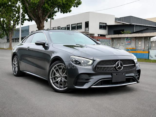 Mercedes Benz E-CLASS 2. 200 COUPE AMG LINE RARE - 1