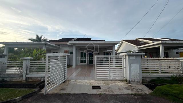 Semi D Cantik di Taman Meranti Jeniang Untuk Dijual 1
