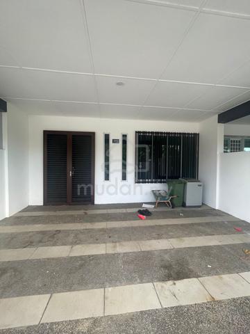 FOR SALE 🏠 Double Storey Uni Central Terraced House Kota Samarahan 1