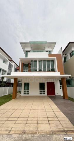 BELOW MARKET!! Setia Damai 14 [Rafflesia] Setia Alam 3-Storey Semi-D 1