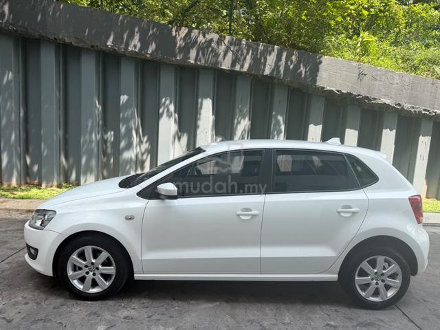 2014 Volkswagen POLO 1.6 HatchBack Auto - 3