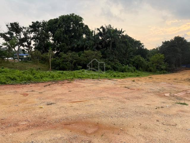 Johor Bahru Empty Land For Rent | Molek 1