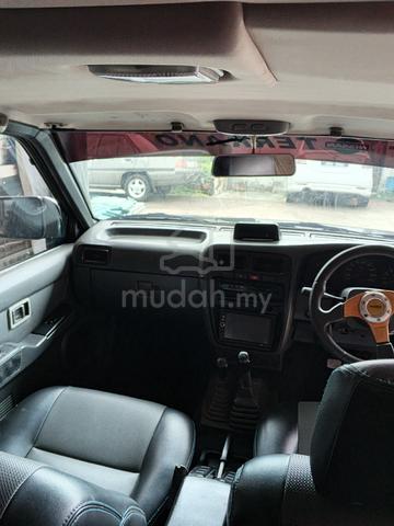 1997 Nissan TERRANO 2.4 (M) - 3