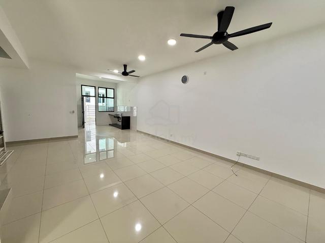 House For Rent / Senadi Hills / Double Storey Terrace / Eco Botanic 1