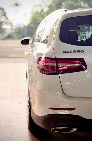 2016 Mercedes Benz GLC250 4MATIC (CKD) 2.0 (A) - 5