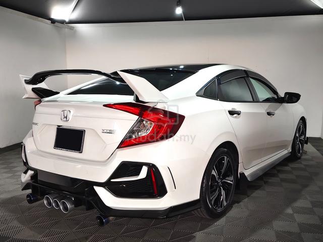 2017 Honda Civic 1.5 TC Turbo 5-Years Warranty - 2