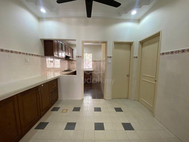 2 Storey Terrace House @ Taman Pinggiran USJ 1 Subang Jaya Selangor 5