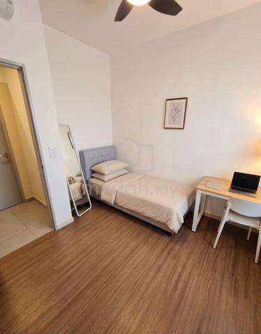 Room Rental at M Luna Kepong Near Kiara Bay, MRR2 & Metro Lake 1