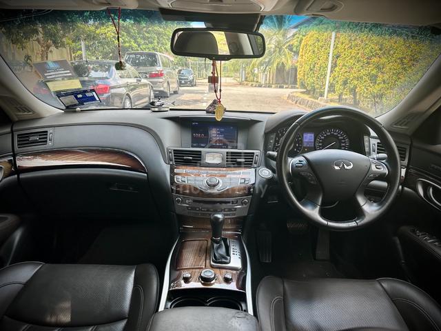 TOP CONDITION 2014 Infiniti Q70 2.5 (A) - 2