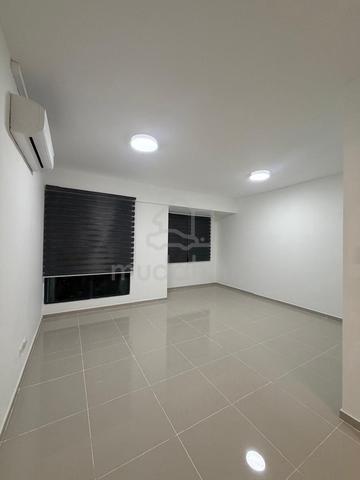 The Louvre @ Country Heights 1