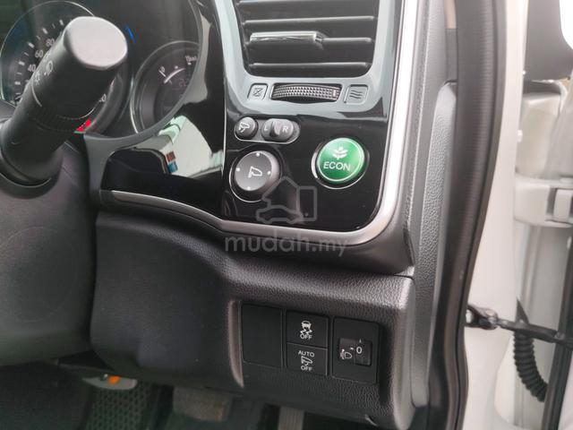 2018 Honda CITY 1.5 V FACELIFT (A) - 5