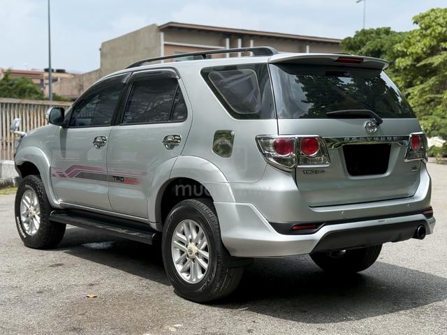 2013 Toyota FORTUNER 2.5 G (A) - 4