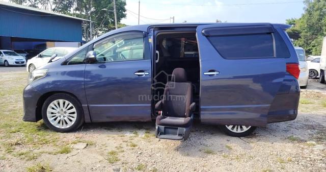 2013 CASH OTR Toyota ALPHARD 2.4 AUTO WELCAB - 4