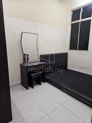 Taman Sri Sentosa 2 Kulai Double Storey Terrace House 5
