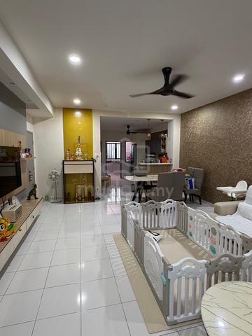 Move in condition, fully renovated : Setia Permai 2 1