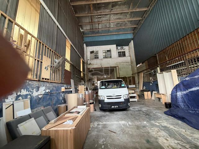 Mutiara emas 5 Mount Austin 1.5 storey factory full cover 1