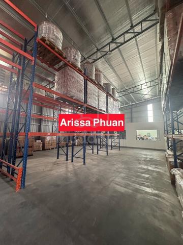 FOR RENT: Warehouse at Bukit Tambun – 13,000 sqft Spacious Warehouse . 4