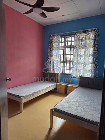 Share Room One Male 1