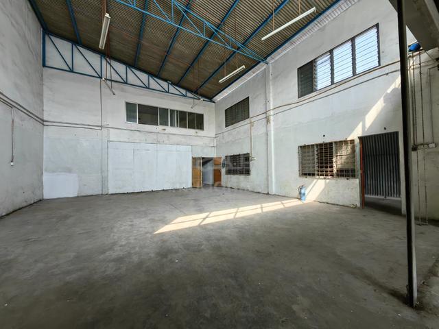 1 1/2 storey Semi-D factory Taman Merdeka, Batu Berendam 1