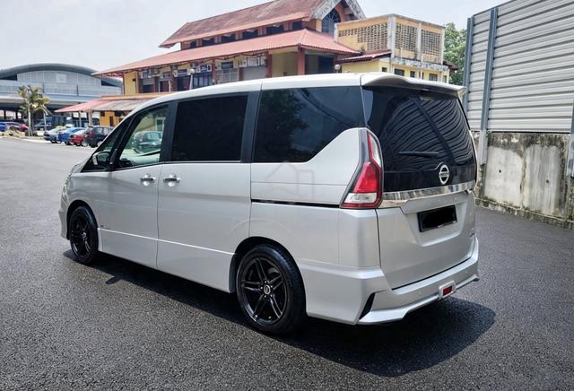 Nissan Serena 2.0L Premium 2019 - 3