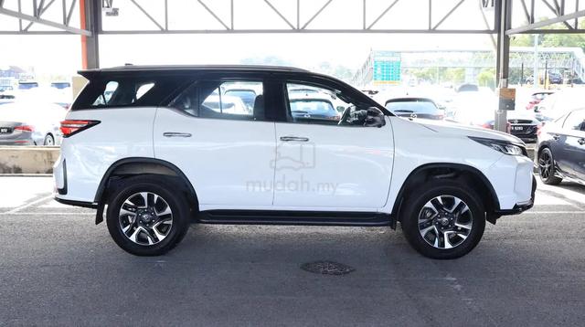 Toyota Fortuner VRZ 2.8AT - 5