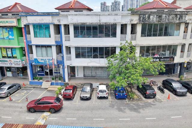 Shoplot Bandar Seri Putra 1