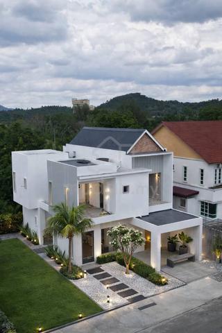 FOR SALE | 2 STOREY BUNGALOW – SALAK TINGGI 1