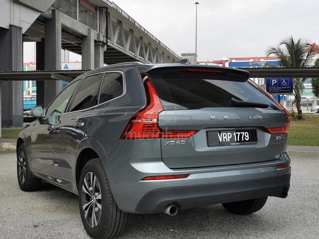 2021 Volvo XC60 2.0 T5 MOMENTUM (A) - 5