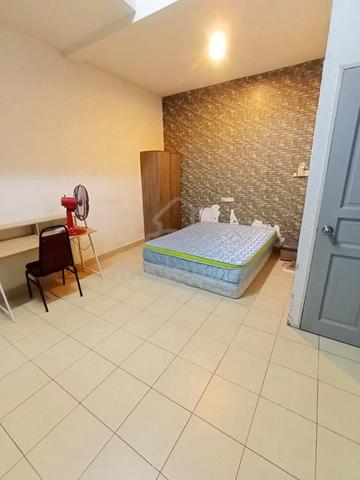 LIKAS Big Room Wif Balcony At Tm Ujana Fantasi A Traffic Jam Free Life 1