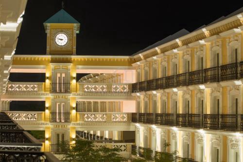 Riviera Suites, Pulau Melaka 1