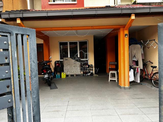 Semi Furnished 2 Story House at USJ 1 Pinggiran Subang Jaya 1