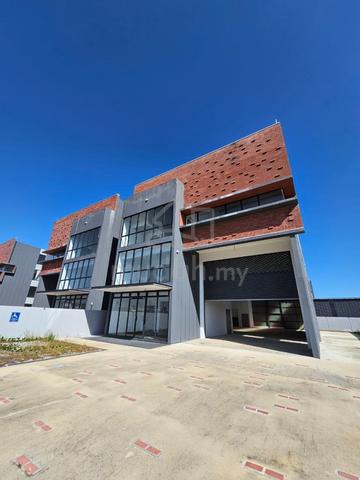 Twin Factory @ Elmina Business Park | Facing Main Road | Solar Savings 1