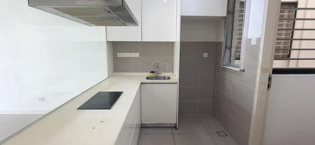 Nova Saujana 1