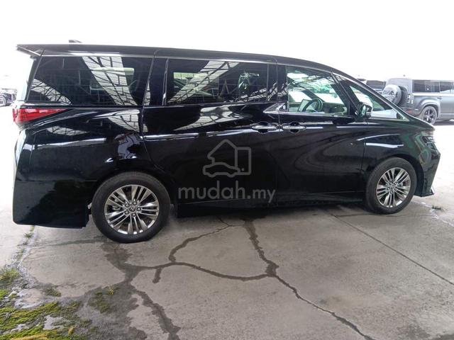 2024 BOOKNOW HUD DIM S/Roof Toyota ALPHARD 2.5 Z - 4