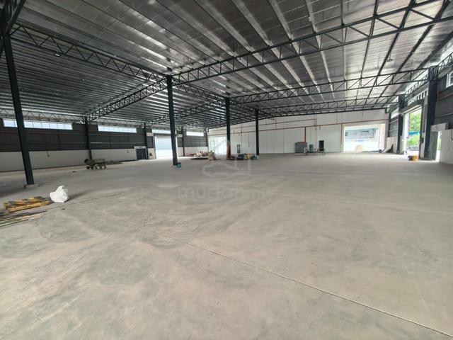 1.5 Storey Taman Ria Jaya Brand New Warehouse For Rent 1